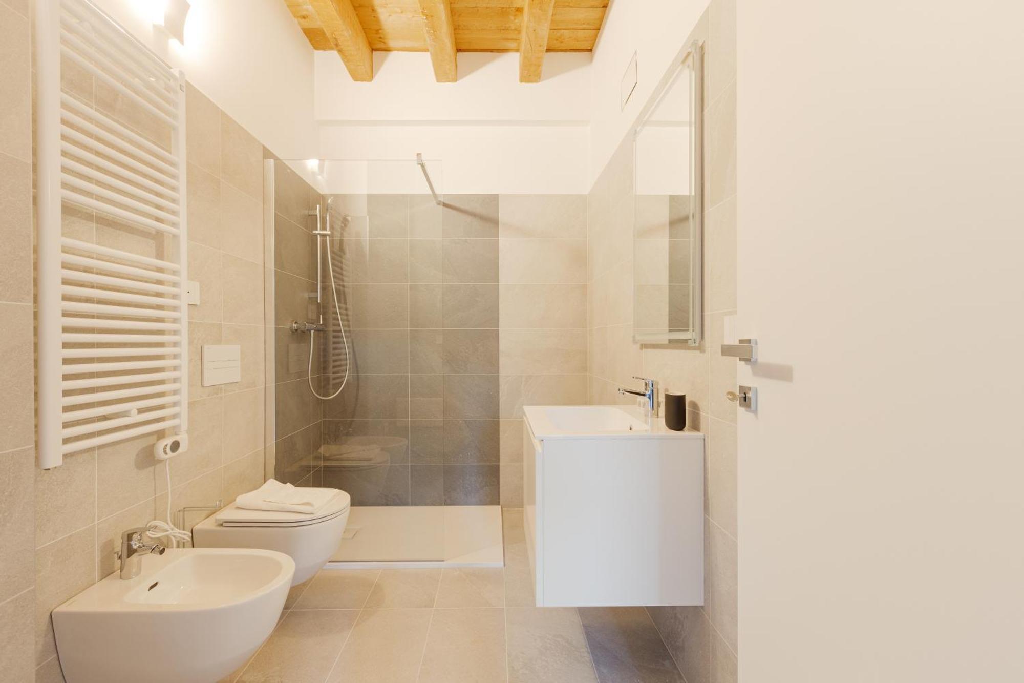 Modern Apartment In Milan With Balcony Ngoại thất bức ảnh
